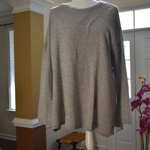 Oversized Gray sweater with side vents